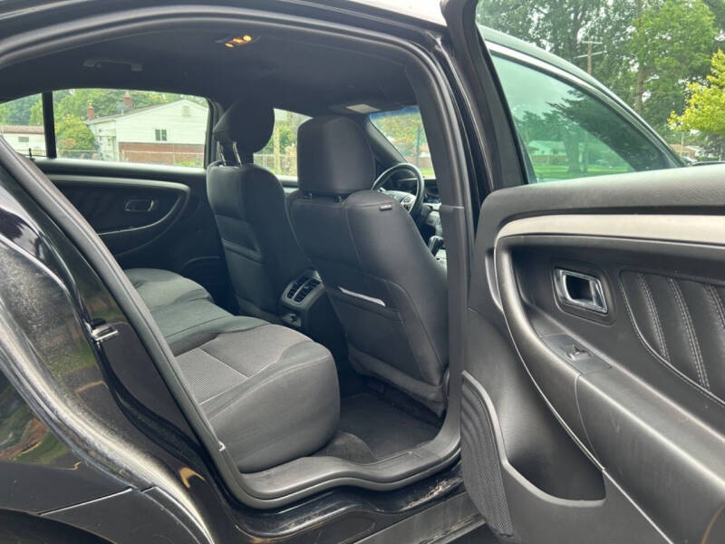 2016 Ford Taurus SEL