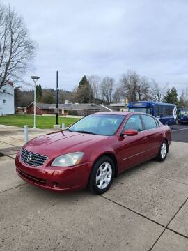 2005 Nissan Altima for sale at RICKIES AUTO, LLC. in Portland OR