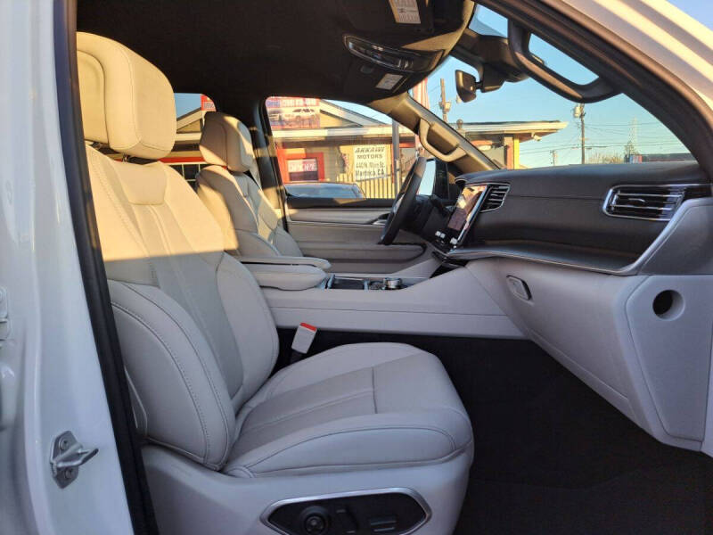 2025 Jeep Wagoneer Series II