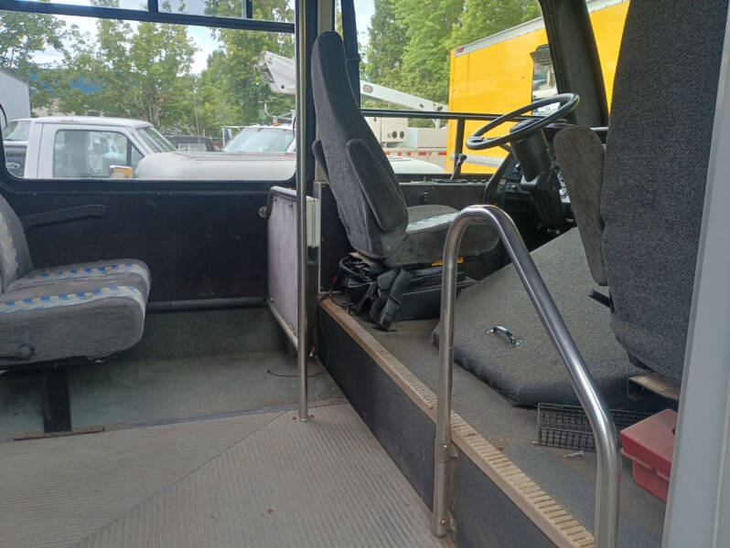 1997 Freightliner MB Chassis