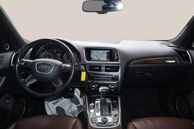 2016 Audi Q5 2.0T quattro Premium Plus