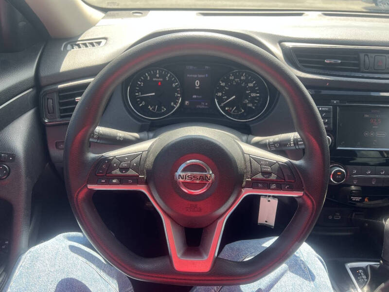 2018 Nissan Rogue S