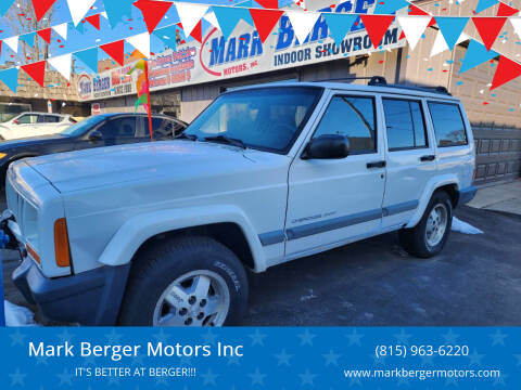 2001 Jeep Cherokee for sale at Mark Berger Motors Inc in Rockford IL