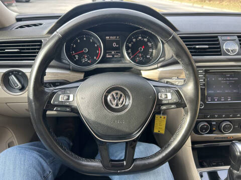 2016 Volkswagen Passat 1.8T SE