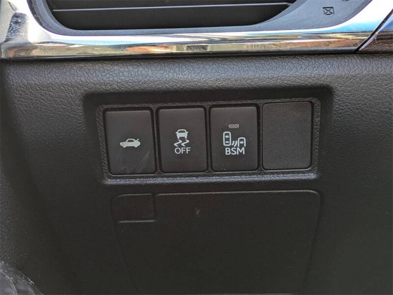 2013 Toyota Avalon XLE