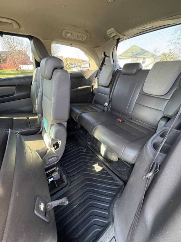 2011 Honda Odyssey EX-L w/DVD