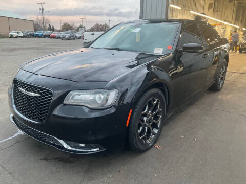 2018 Chrysler 300 for sale at Valpo Motors in Valparaiso IN