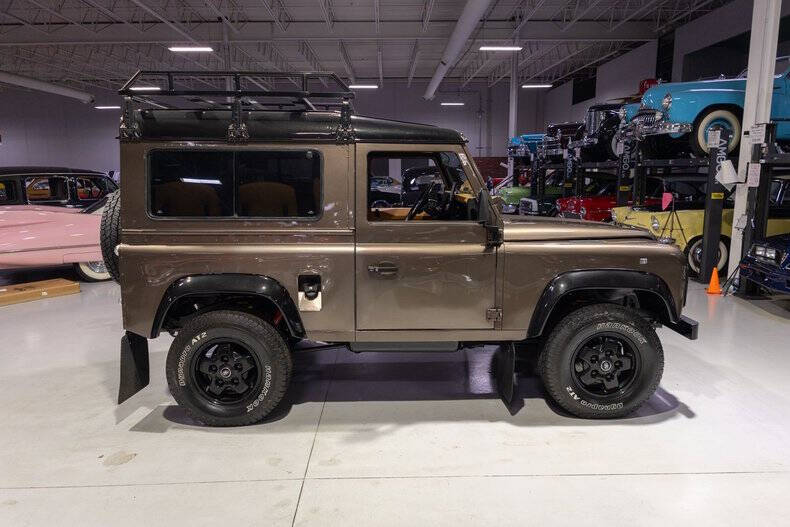 1987 Land Rover Defender