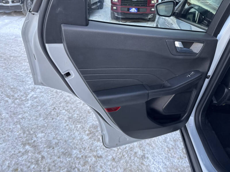 2025 Ford Escape ST-Line Select