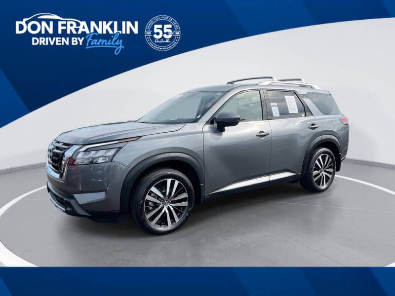 2025 Nissan Pathfinder Platinum