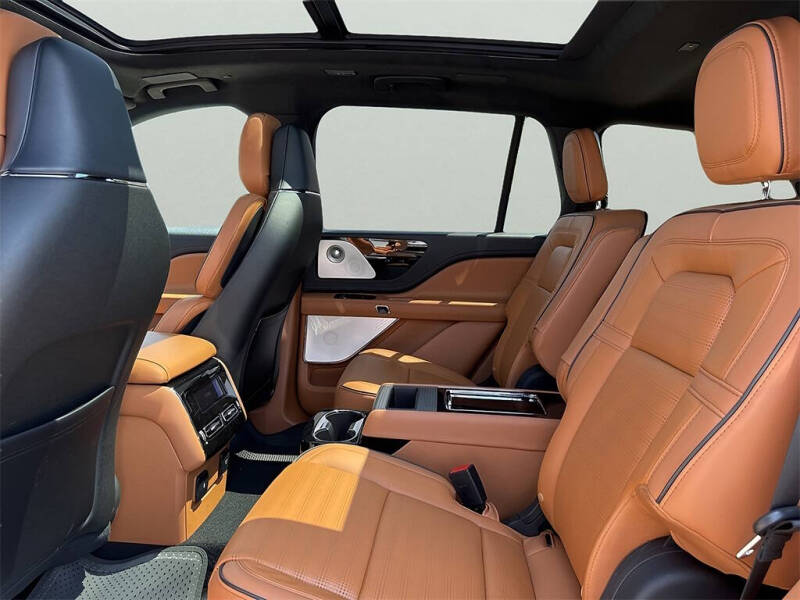 2025 Lincoln Aviator Black Label