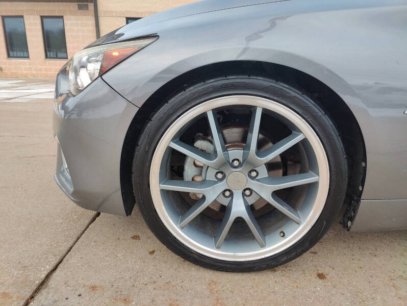 2018 Infiniti Q50 2.0T Luxe