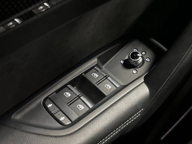 2020 Audi SQ5 3.0T quattro Premium Plus