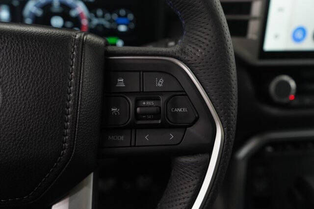 2025 Toyota Sequoia Platinum