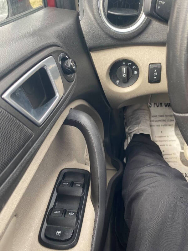 2014 Ford Fiesta Titanium