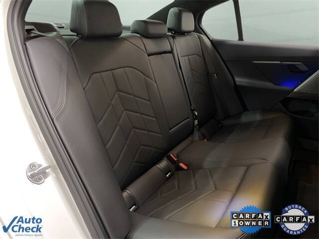 2025 BMW 5 Series 530i xDrive