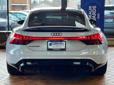 2023 Audi e-tron GT quattro Premium Plus