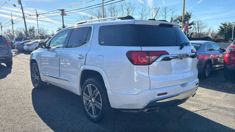 2019 GMC Acadia Denali