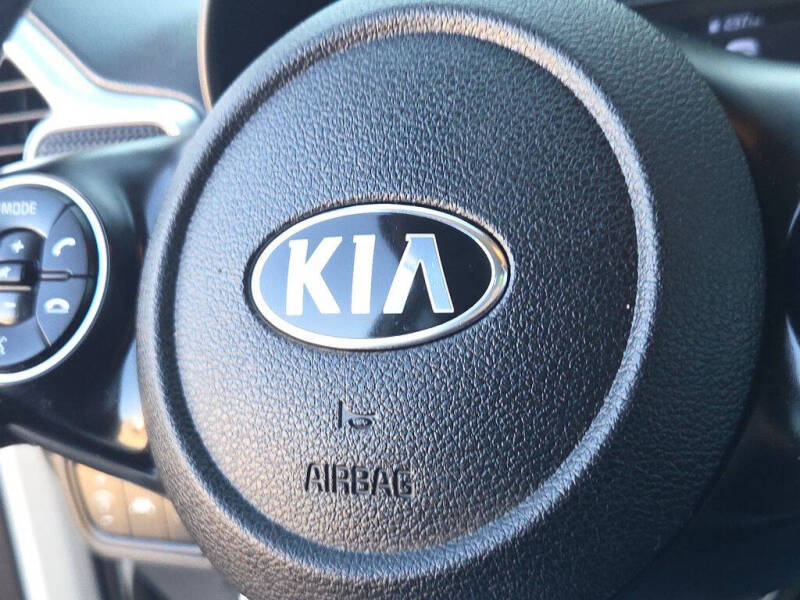 2020 Kia Soul GT-Line