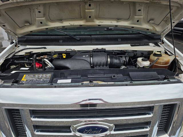 2009 Ford E-Series E-350 SD