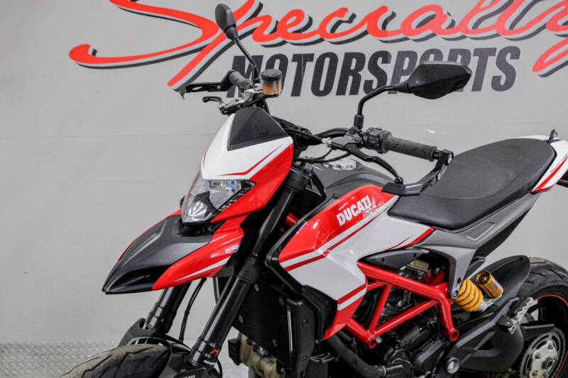2015 Ducati Hypermotard