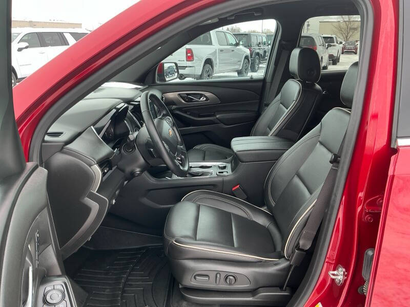 2023 Chevrolet Traverse Premier