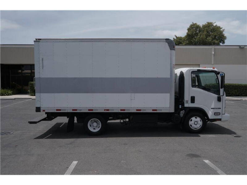 2014 Isuzu NPR/NPR-HD