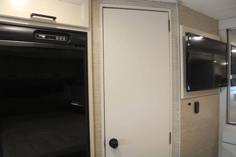 2022 Thor Motor Coach Compass 23TW