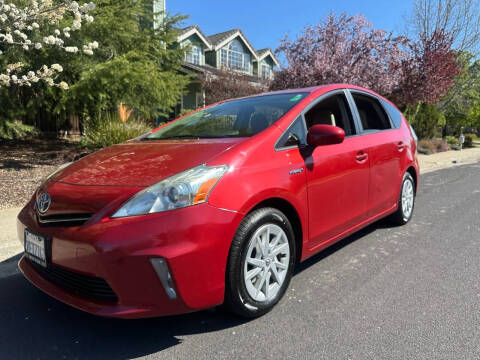 2014 Toyota Prius v for sale at California Diversified Venture in Livermore CA