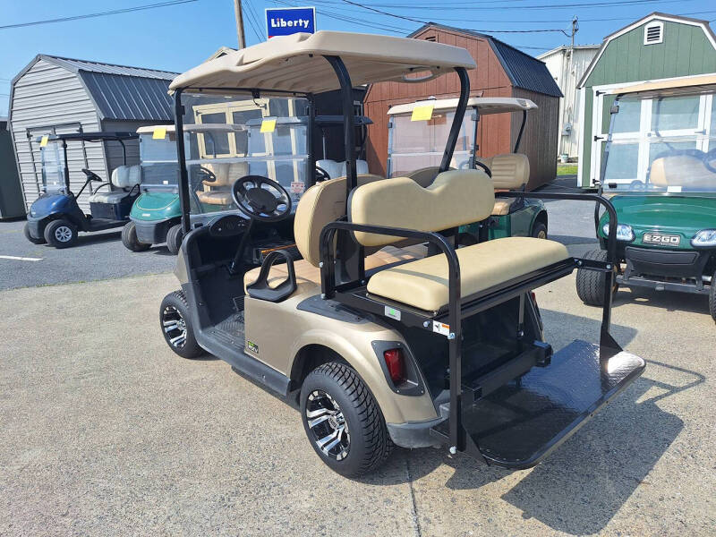 2019 E-Z-GO RXV ELiTE