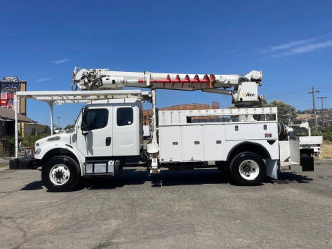 2018 Freightliner M2 106