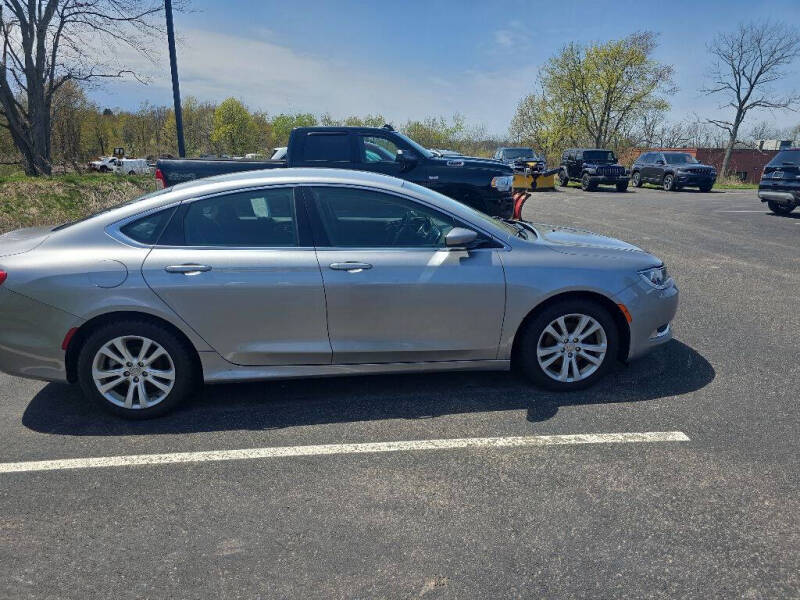 2015 Chrysler 200 Limited