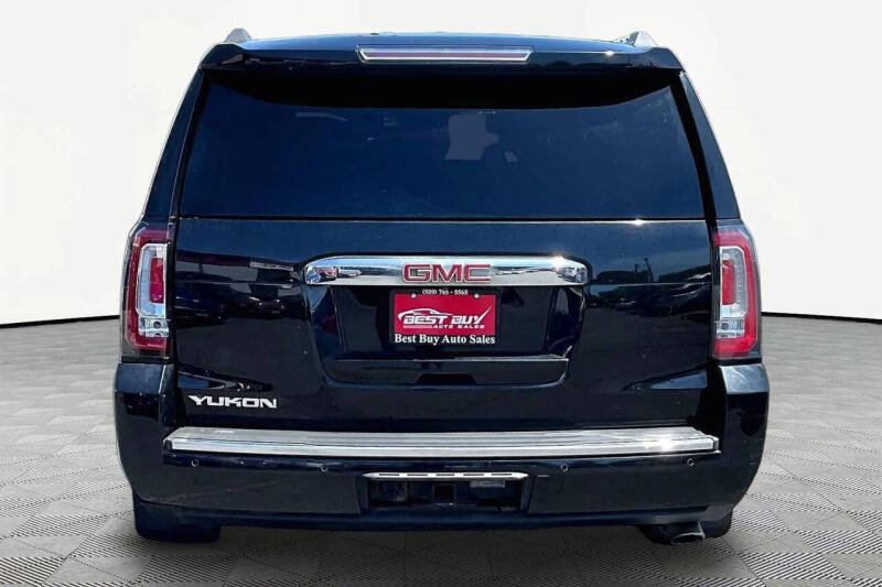 2017 GMC Yukon Denali