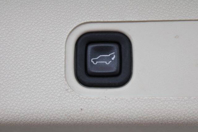 2011 Cadillac Escalade Platinum Edition