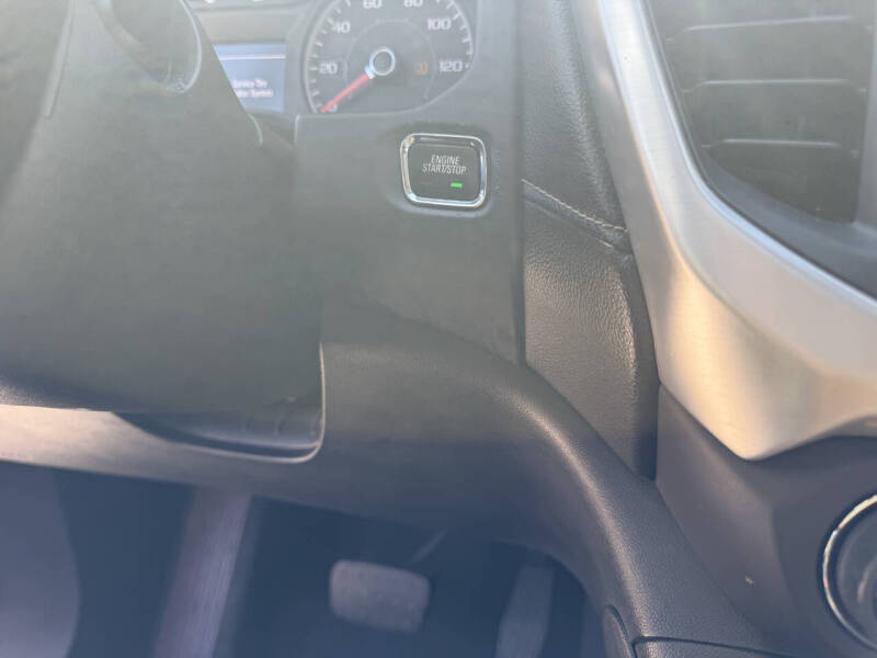 2017 GMC Acadia SLE-2