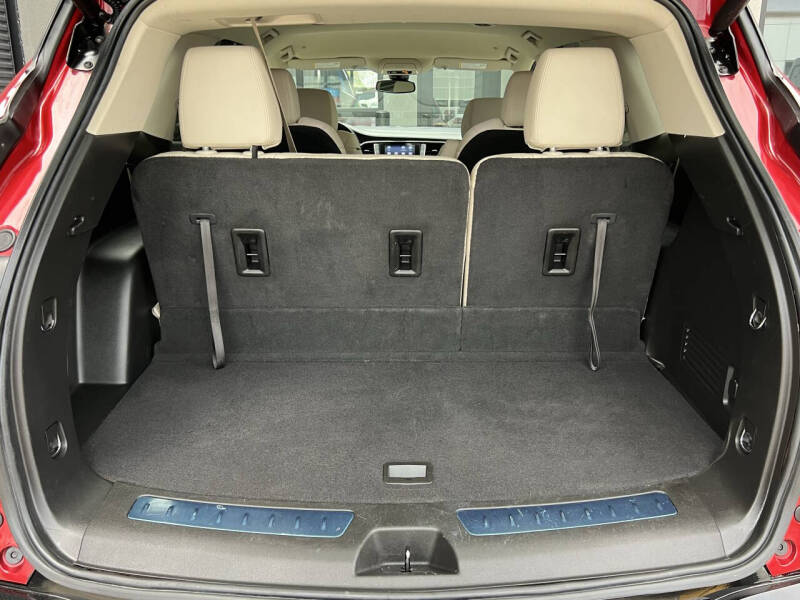 2023 Buick Enclave Essence