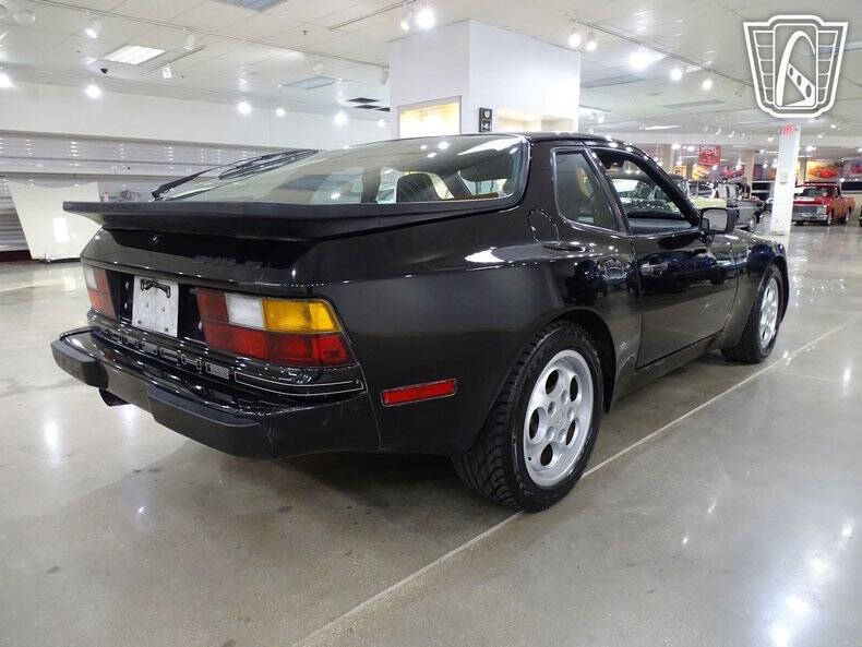 1987 Porsche 944 S