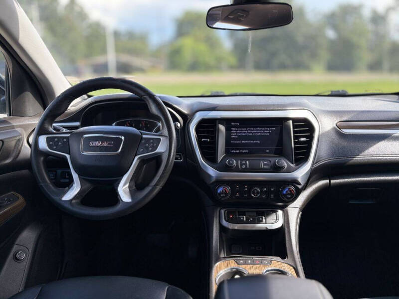 2022 GMC Acadia SLE