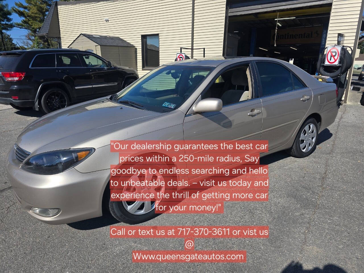 2004 Toyota Camry for sale at QUEENSGATE AUTO SALES in York, PA