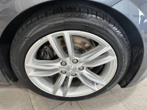 2015 Tesla Model S