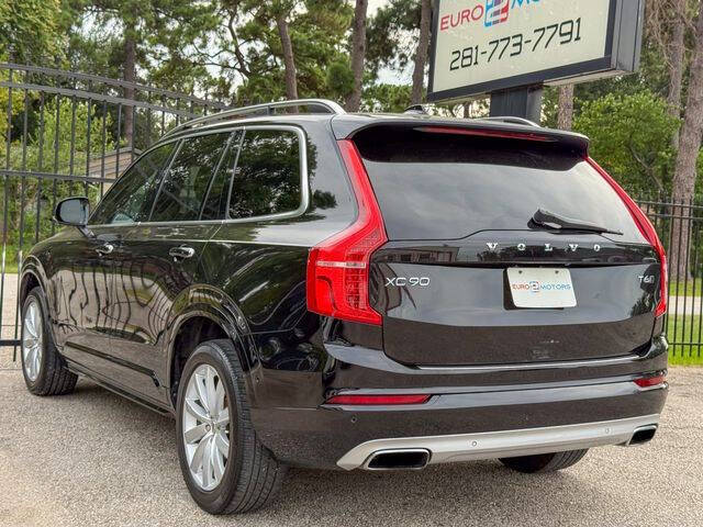 2016 Volvo XC90 T6 Momentum
