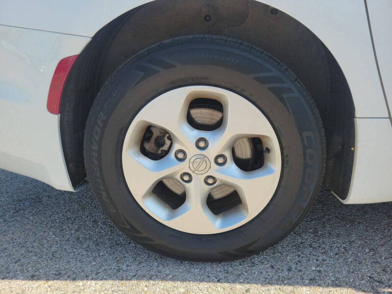 2017 Chrysler Pacifica Touring-L Plus