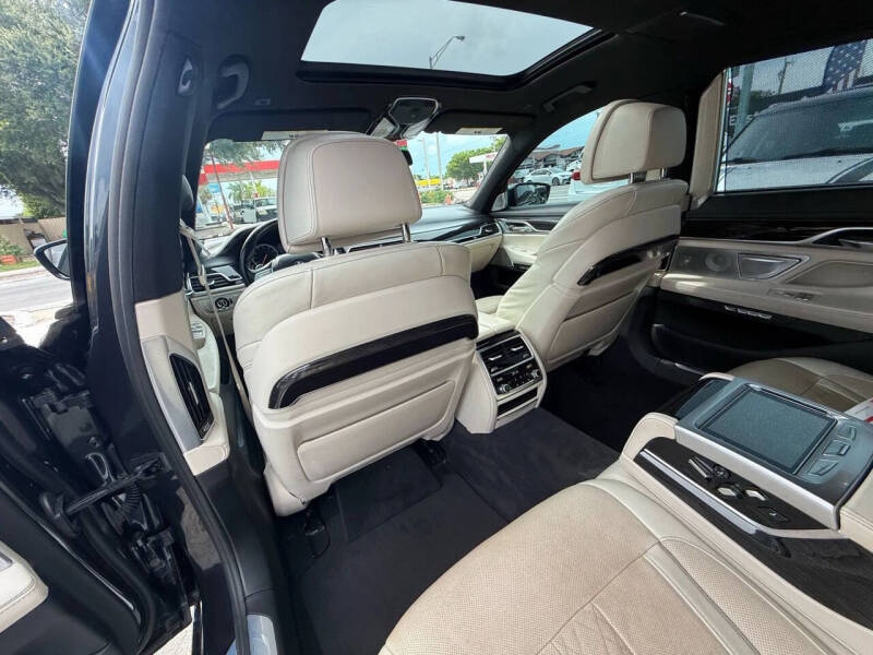 2016 BMW 7 Series 740i