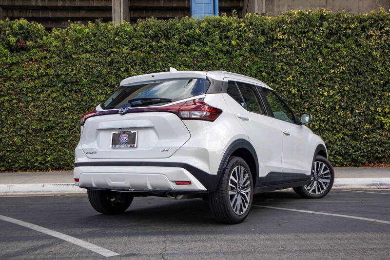 2024 Nissan Kicks SV