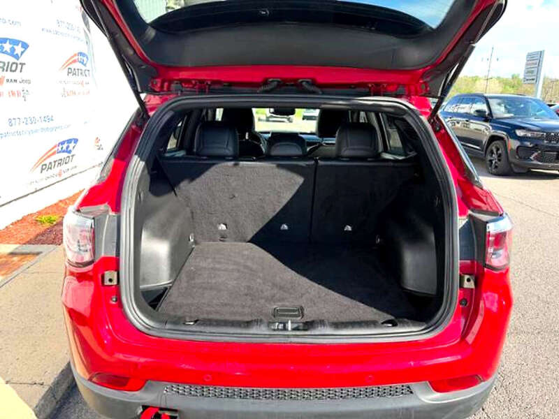 2025 Jeep Compass Trailhawk