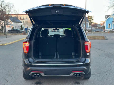 2018 Ford Explorer Platinum