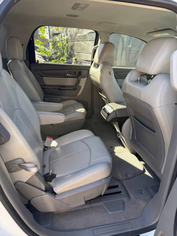 2017 GMC Acadia Limited