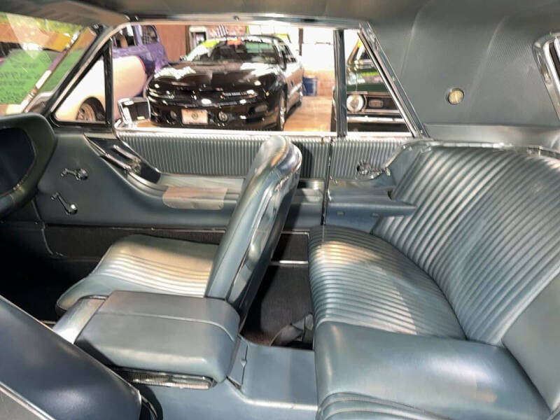 1965 Ford Thunderbird