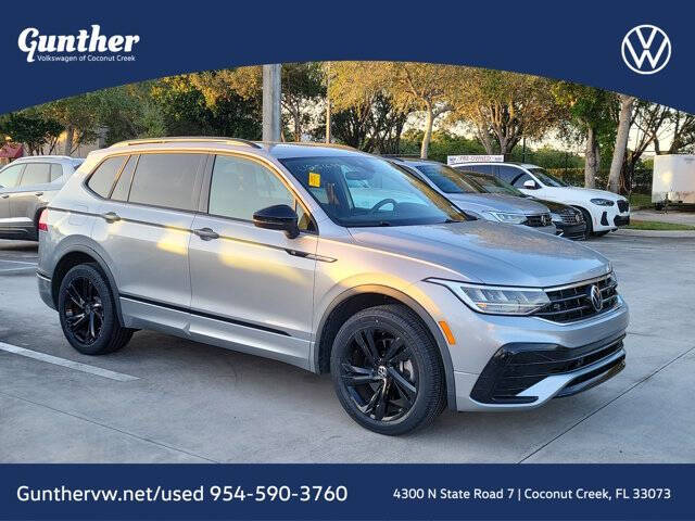 2023 Volkswagen Tiguan SE R-Line Black