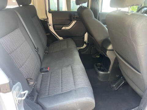 2012 Jeep Wrangler Unlimited Sahara